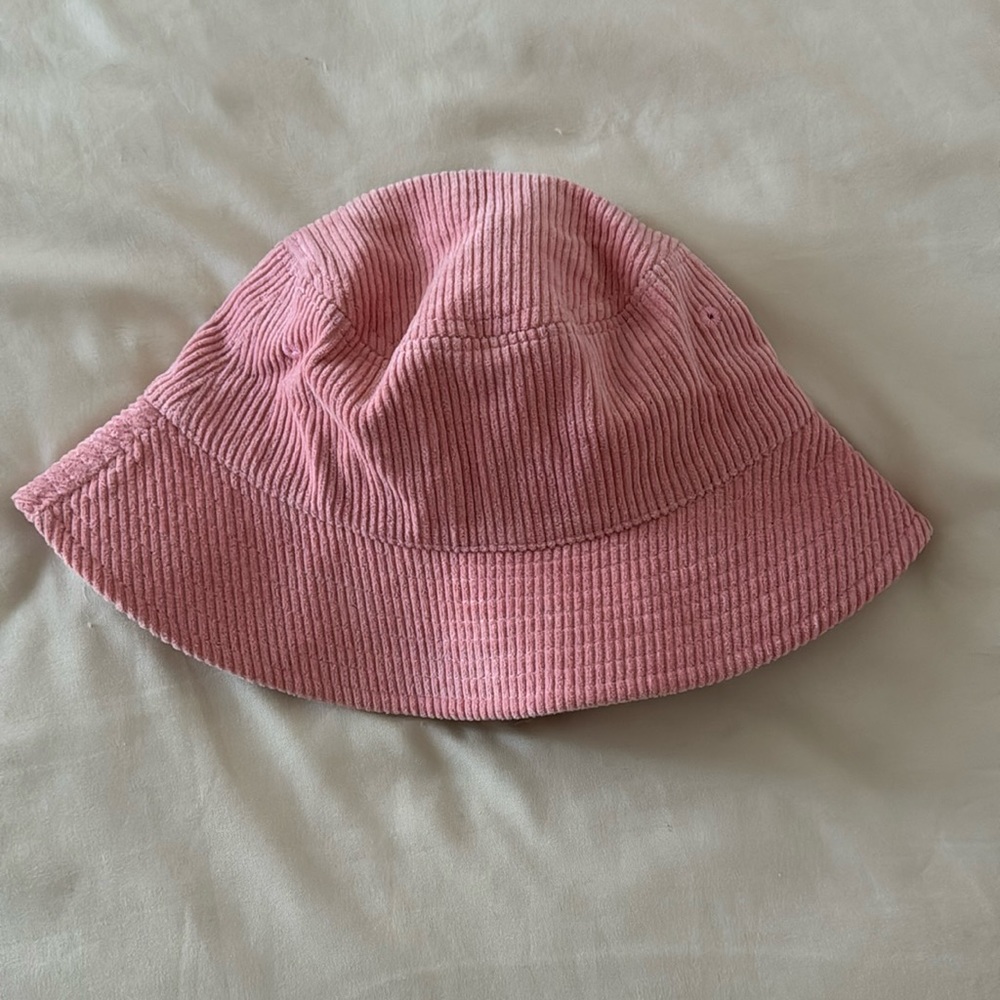 Corduroy bucket hat